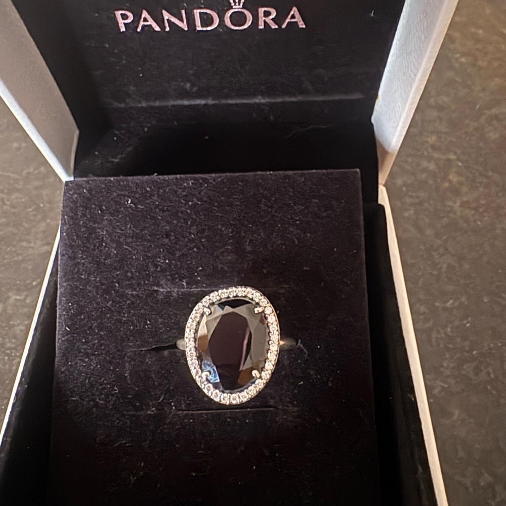 Pandora Legacy black onyx and crystal halo ring